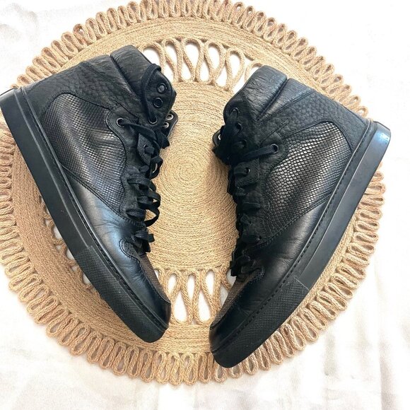 Balenciaga Black Leather Hi Top Textured Sneakers Unisex Size EU 39 - Picture 3 of 10